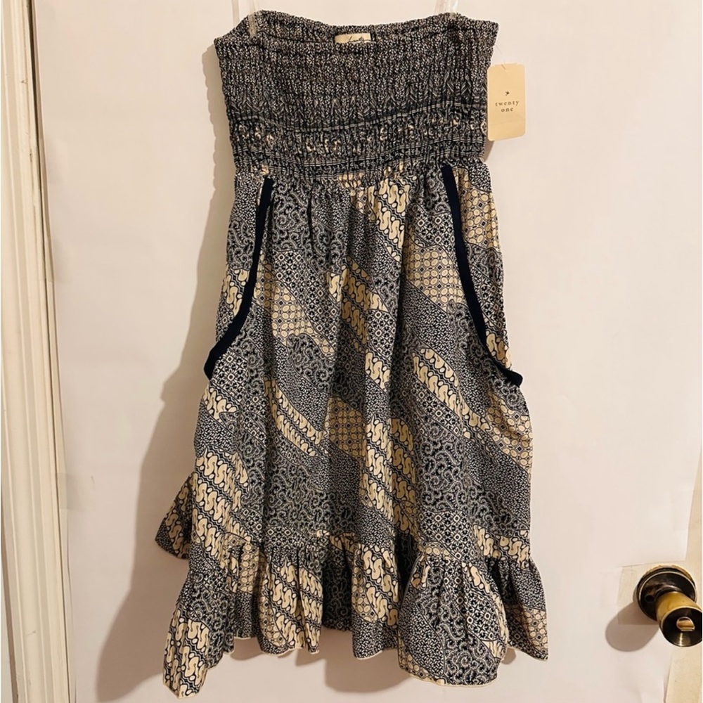 F21 | Dress | Smocked Taupe/Navy with Pockets - Picture 1 of 5